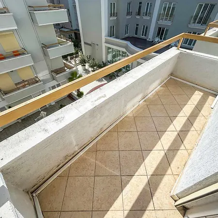 Azure View A20 Апартаменты *